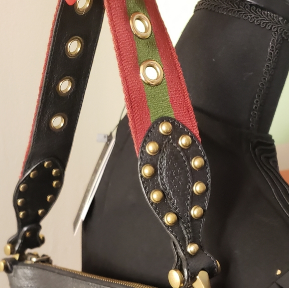 GUCCI Black Small Shoulder Bag - Picture 3 of 14